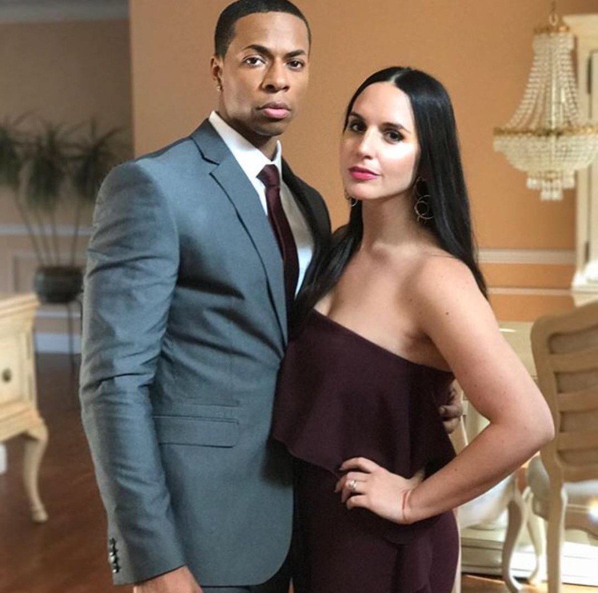 AsunderSeries's tweet photo. Relationship Goals... #asunderseries #digitalseries #soapopera #meettheblairs #danteandpiper #setlife #day1 #inproduction https://t.co/fj7SXk79RW