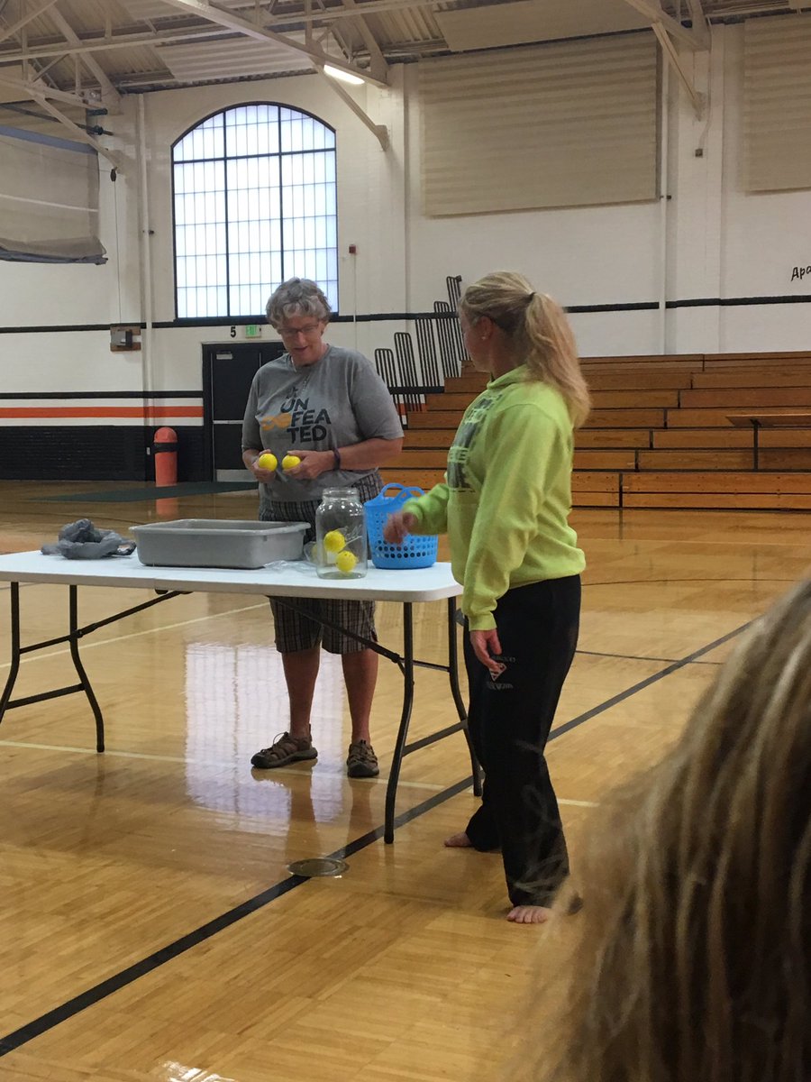 WabashFCA's tweet photo. FCA sings about our "Good Good Father" and Austin Wieland, Vali Reed, and Mckenzie Gray help to Make GOOD CHOICES FIRST! Matthew 6:33 https://t.co/8MC3dZEvzv