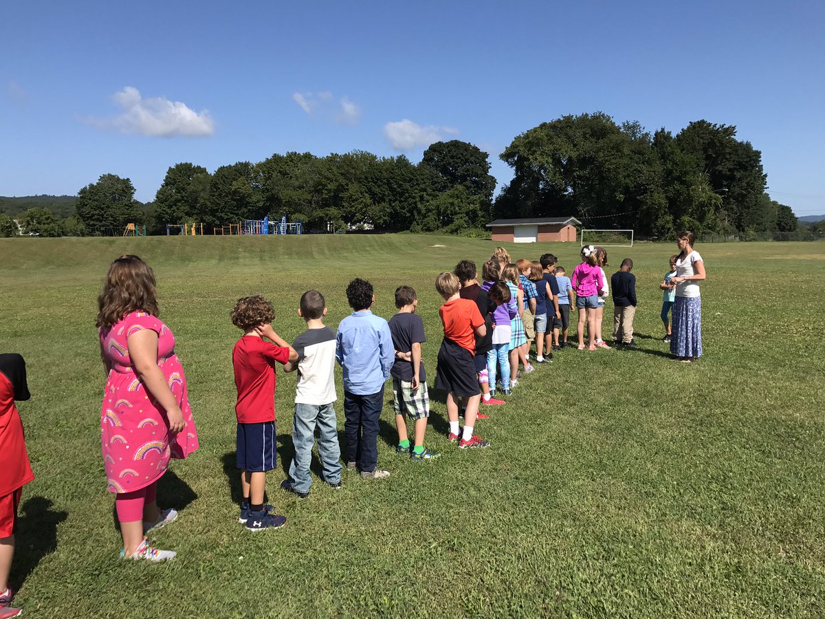 Great 1st day! Welcome to our new and awesome 3rd graders at SNIS! ❤️📚📝📓 Busy day in <a href="/MrsLago_SNIS/">Mrs. Lago</a> 's room. 😊