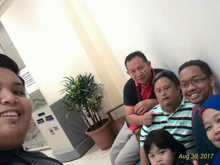 wafykahar's tweet photo. malam merdeka punya cerita...with family n pok su.
#aeonS2 #AbangLongFadil2
#bowling #isnincuti https://t.co/zfKQinv7kA