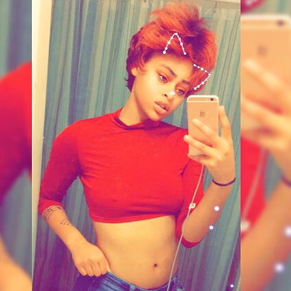 only_LadyRed's tweet photo. #NewProfilePic https://t.co/J7NGFjJRh0