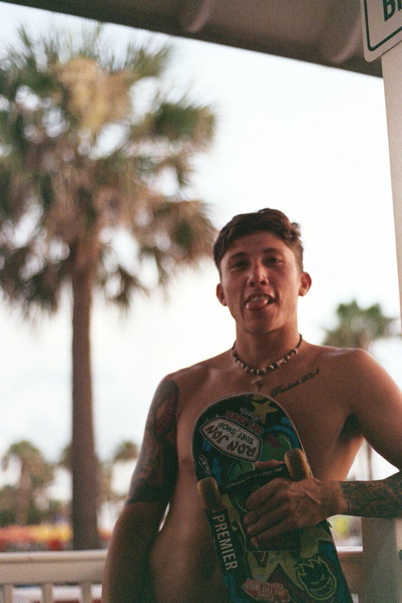 mattsprojeckt's tweet photo. Ayo, spread the news. Photographer on the block. #getmenoticed #35mm #portraits https://t.co/LeKGoa2Skw