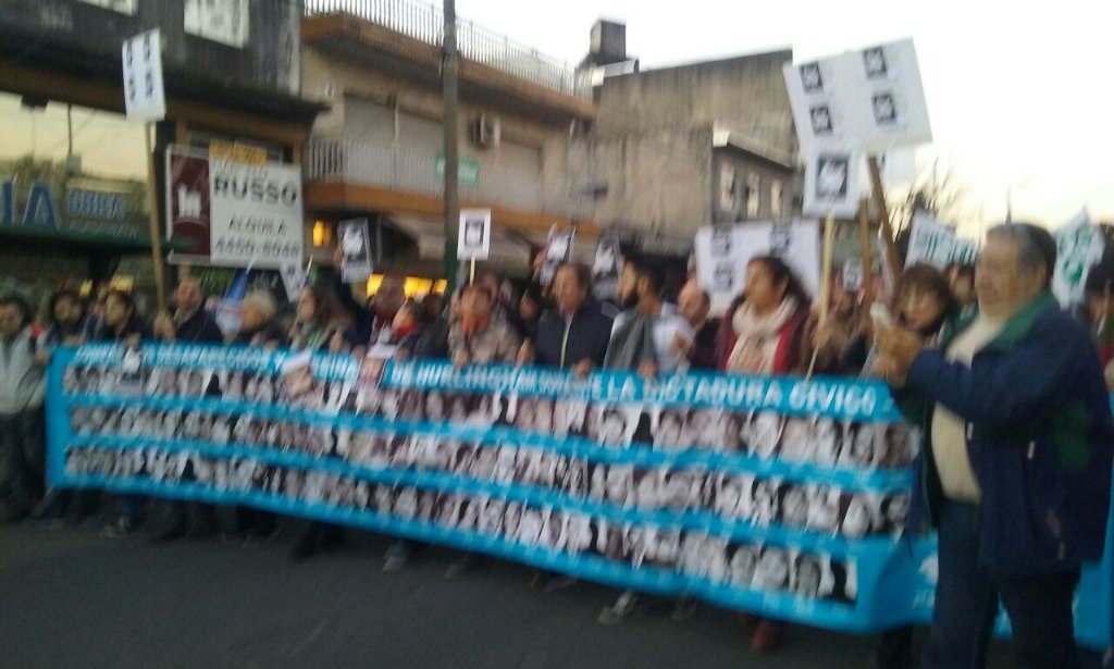 RafBerecoechea's tweet photo. Hoy en Hurlingham nos movilizamos por Santiago Maldonado!! Aparición con Vida!! @losndm  @MuniHurlingham https://t.co/ZZ3XMOfQrF