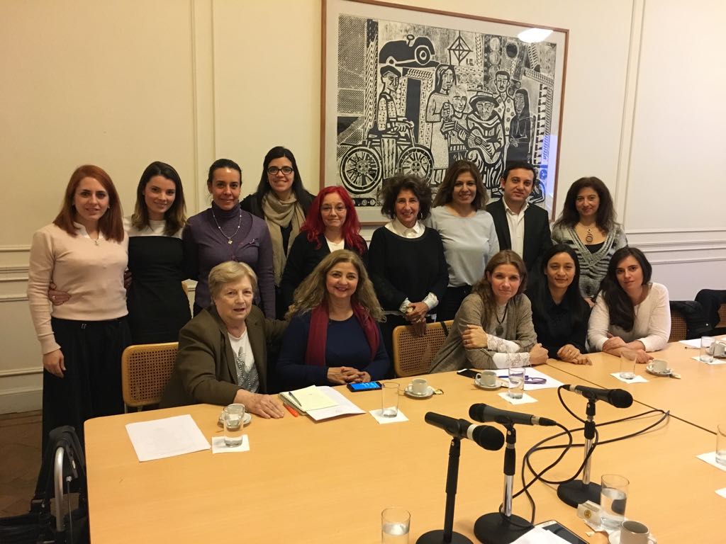 comisionpaz's tweet photo. Reunión de la Comisión de Cultura de Paz del @argentinaccsc con las nuevas organizaciones que se sumaron. ¡Bienvenidas! #CulturaDePaz https://t.co/FLgqAvUMSx