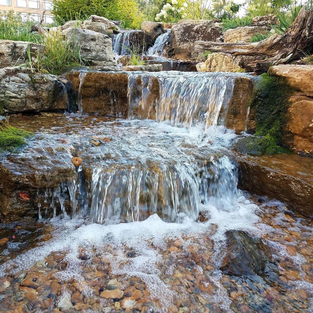 omahaponds's tweet photo. Weathered Limestone #pondless #waterfall built in St Charles Illinois. #waterfallwednesday https://t.co/e3fFr6hI92 https://t.co/lGWA3MsRef