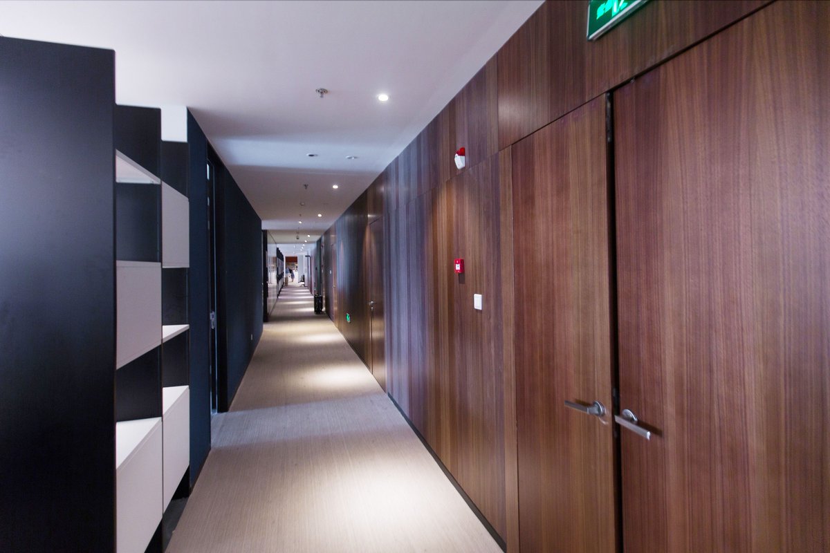 PivotDecor's tweet photo. Sky SOHO Shanghai Designed by Zaha Hadid, interior designed by Golden Mantis, Pivot Wooden products are widely used😁#Decobond #iCeiling https://t.co/bkPd4txZVh