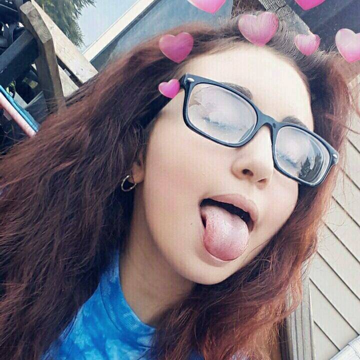 🙌 YASSS It's time for a great show emmahatesit:jake paul 
liveme.com/media/liveshor…