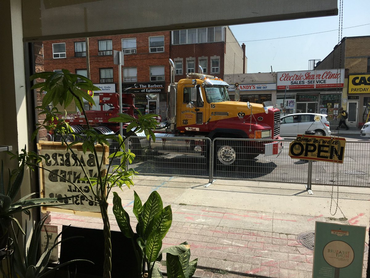 opmb100's tweet photo. @JohnTory This is our payment? Still trucks block our store fronts to hid our businesses @EglintonWest #Metrolinx #HarmfulToCommunity #OPMB https://t.co/ybqjESWoeI
