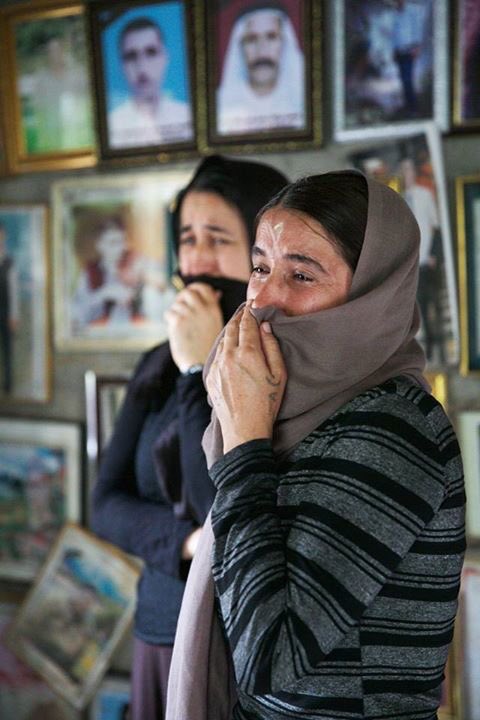 3DaysInTheHole's tweet photo. Writer/director @ccarella88 took  a family of #Yezidi survivors from IDP camp Qadia/rwanga to lalish 2 receive blessing #YazidiGenocide https://t.co/eeEPO8AiKD