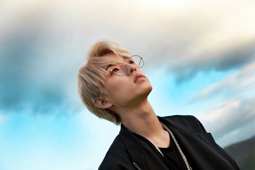 MultiCherryTree's tweet photo. FOTD: Did you know that @Jae_Day6 still checks the sky often to make sure it's not falling?#ThanksForProtectingUs https://t.co/pxL7d5d2j3