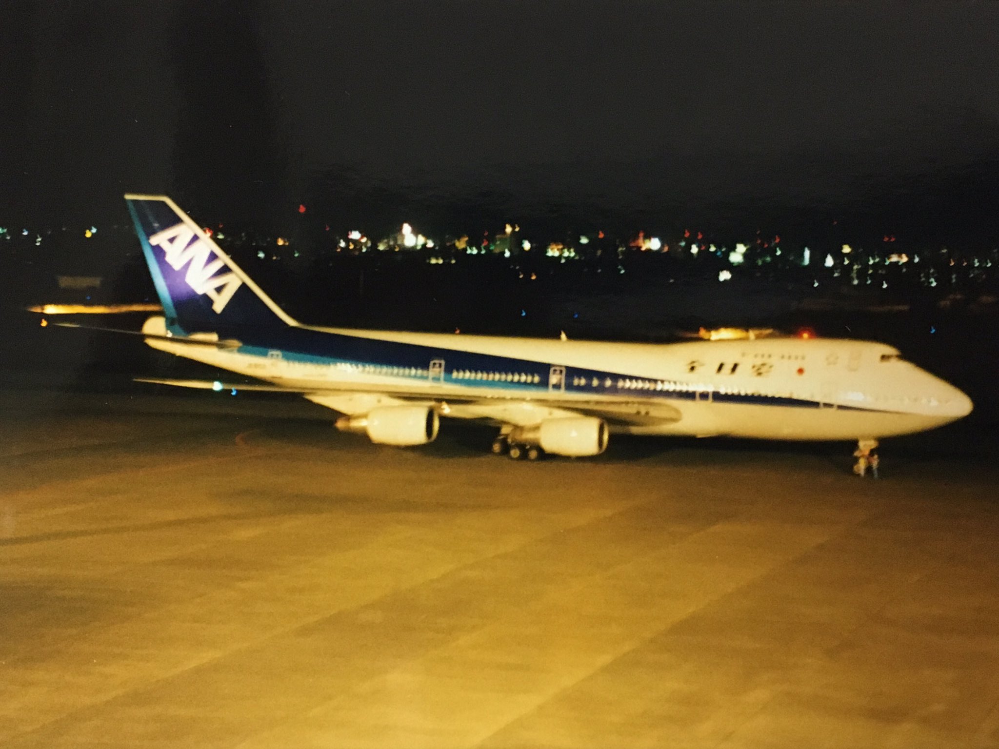 Tak 今日で宮崎空港の定期便からanaの767が消え ワイドボディ機の定期運航がなくなりました 時代の流れとはいえ 全盛期は 伊丹線にもsrが就航していたことを考えると寂しい限りです Jpeg画像と写真の写真で大したものではありませんが4枚 T Co