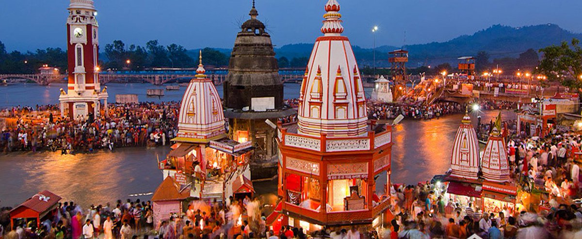 HimalayaTouris3's tweet photo. Rishikesh is a tourist place and this place located at the foothills of the lower Himalayas in Uttarakhand India.https://t.co/QqtRxgeBfU https://t.co/oEMlj7cGZo