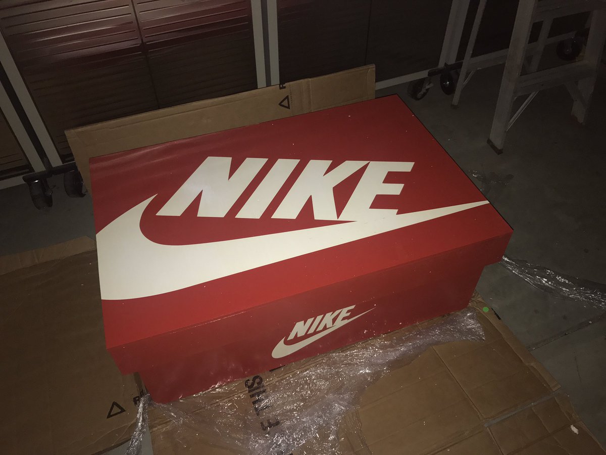 superADAMb's tweet image. Sickest gift ever!!!