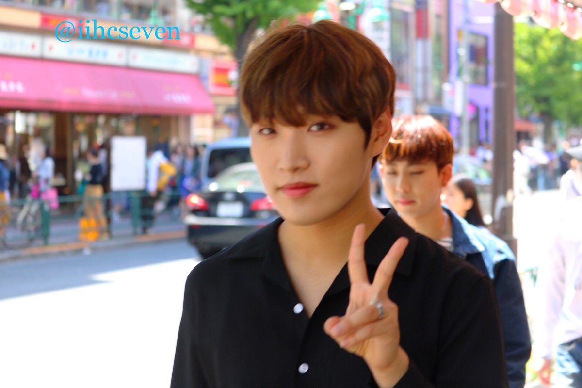iihcseven's tweet photo. 2017.05.05
J2KC PR📷💕
 #J2KC#진#新大久保
@J2KC_ https://t.co/pladzLvImB