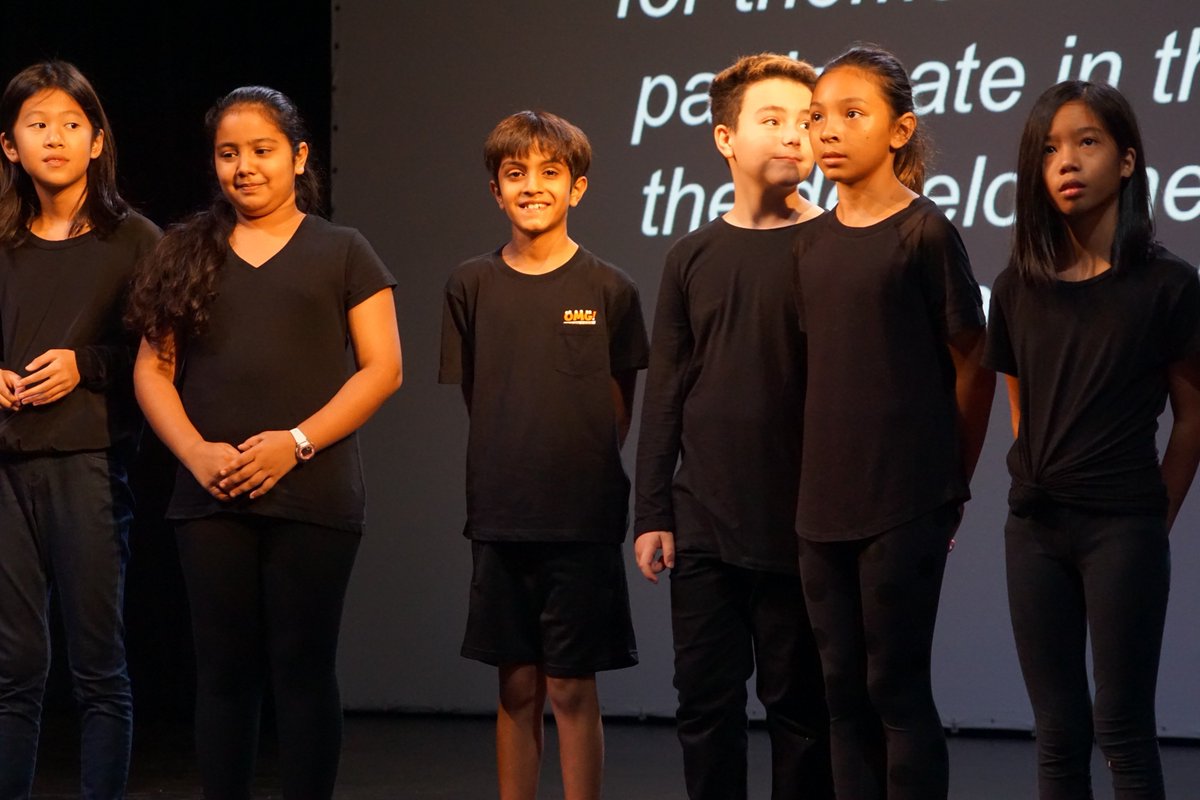 XCLWA's tweet photo. @GEMS_Singapore Grade 5.3 &amp; @simonedivers brilliantly explained @iborganization @ibpyp to #students &amp; #parents #GEMSInspire https://t.co/jFP15DJOmX