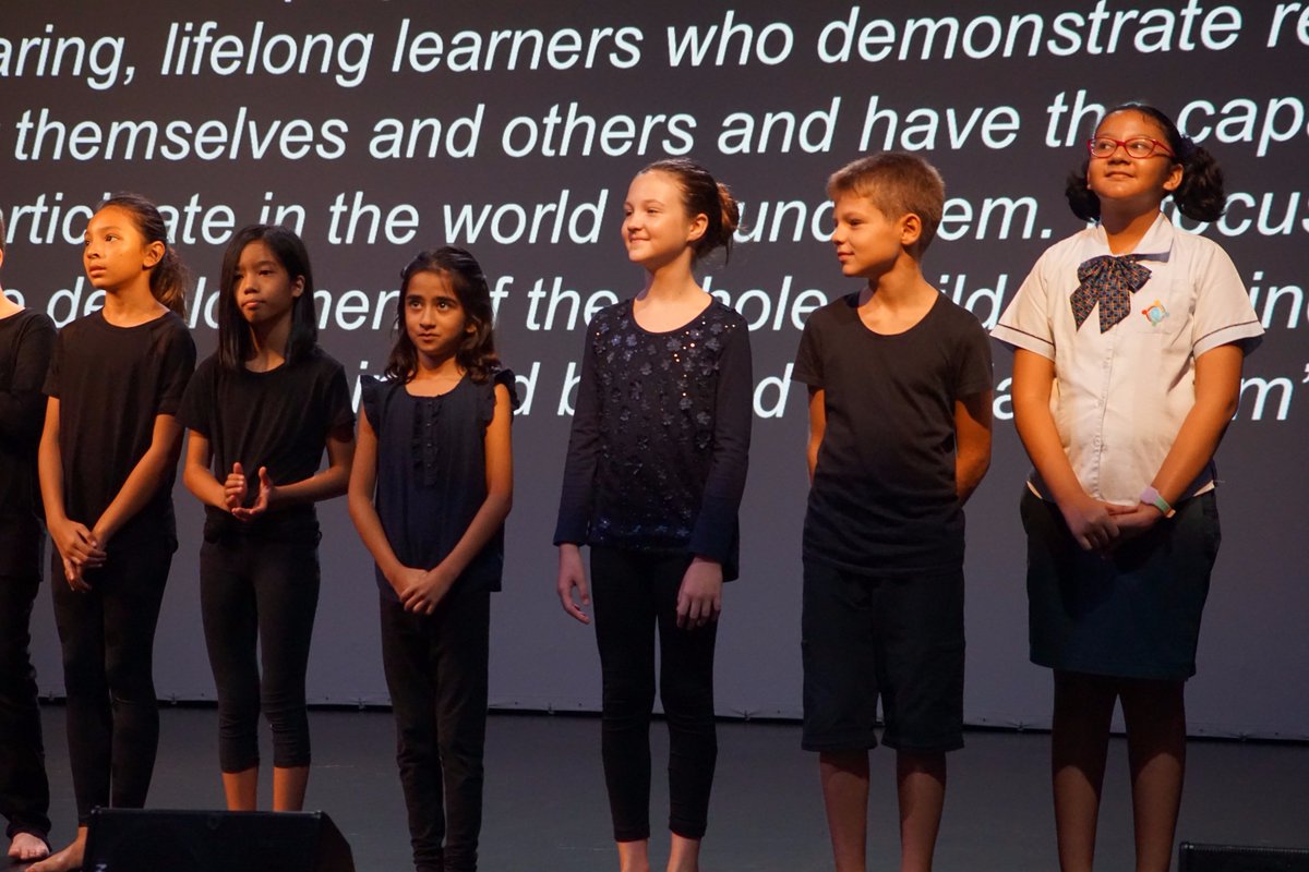 XCLWA's tweet photo. @GEMS_Singapore Grade 5.3 &amp; @simonedivers brilliantly explained @iborganization @ibpyp to #students &amp; #parents #GEMSInspire https://t.co/jFP15DJOmX