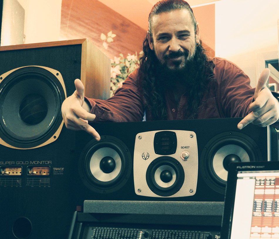 EveAudio's tweet photo. This month's most-read BeliEVEr story: Red Loft Studio w/ Floriano Santoro #sc407 #recordingstudio https://t.co/K2WiuUdzgx https://t.co/elRdWblmz7
