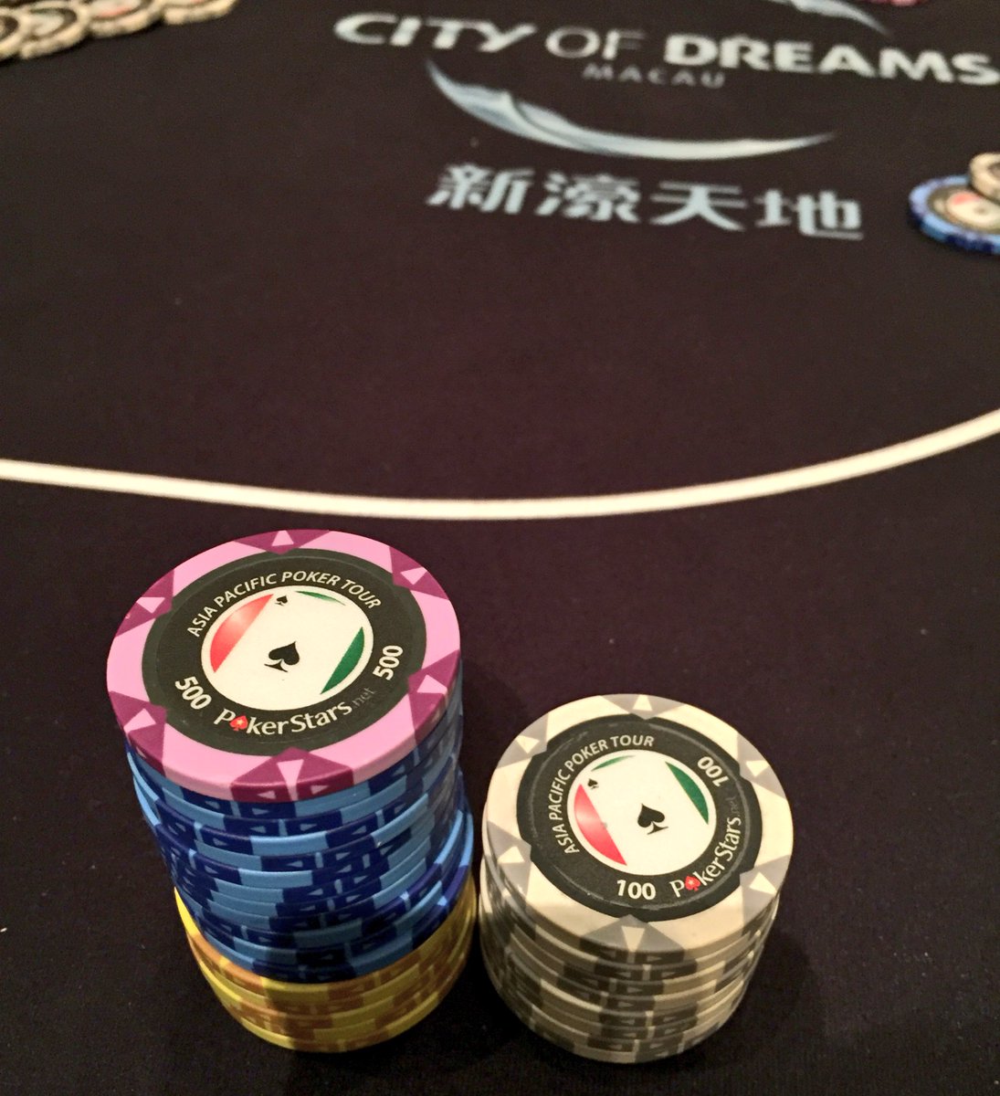 CelinaLin's tweet photo. The perks of playing live? U can also play online @PokerStarsMacau #MPC27 #AussieChallenge 
@barrygreenstein @nanonoko u two r going down!😝 https://t.co/KJRVgHAnFe