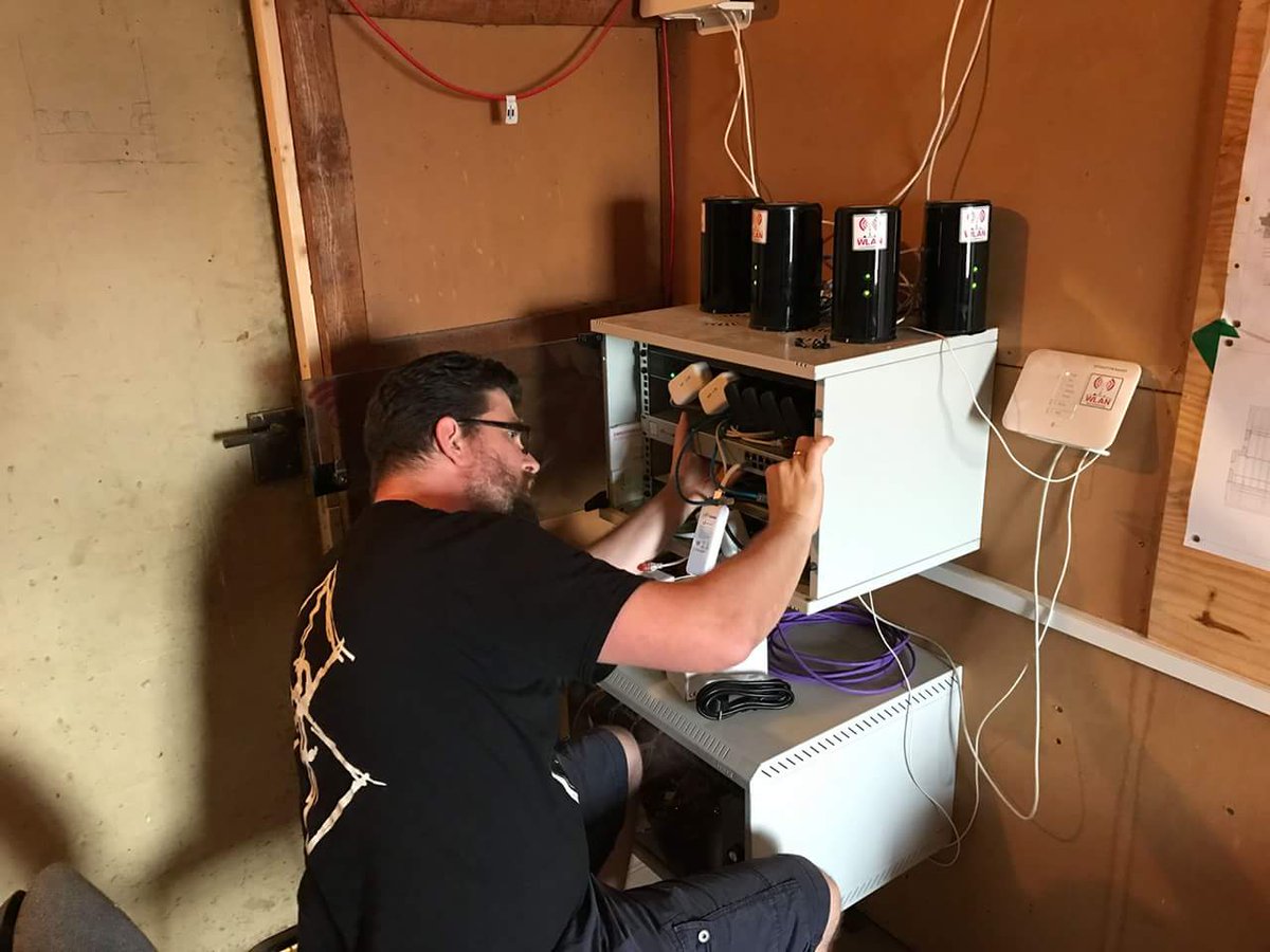 Freifunk_Harz's tweet photo. Heute führen wir Wartungsarbeiten in Sangerhausen durch https://t.co/DVGlsQYZOG