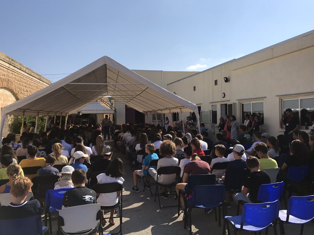 MrDiazj78's tweet photo. Welcome words from our secondary school principal #vishigh #vis #firstday @vismalta @djmiles https://t.co/6S2lSZrK1M