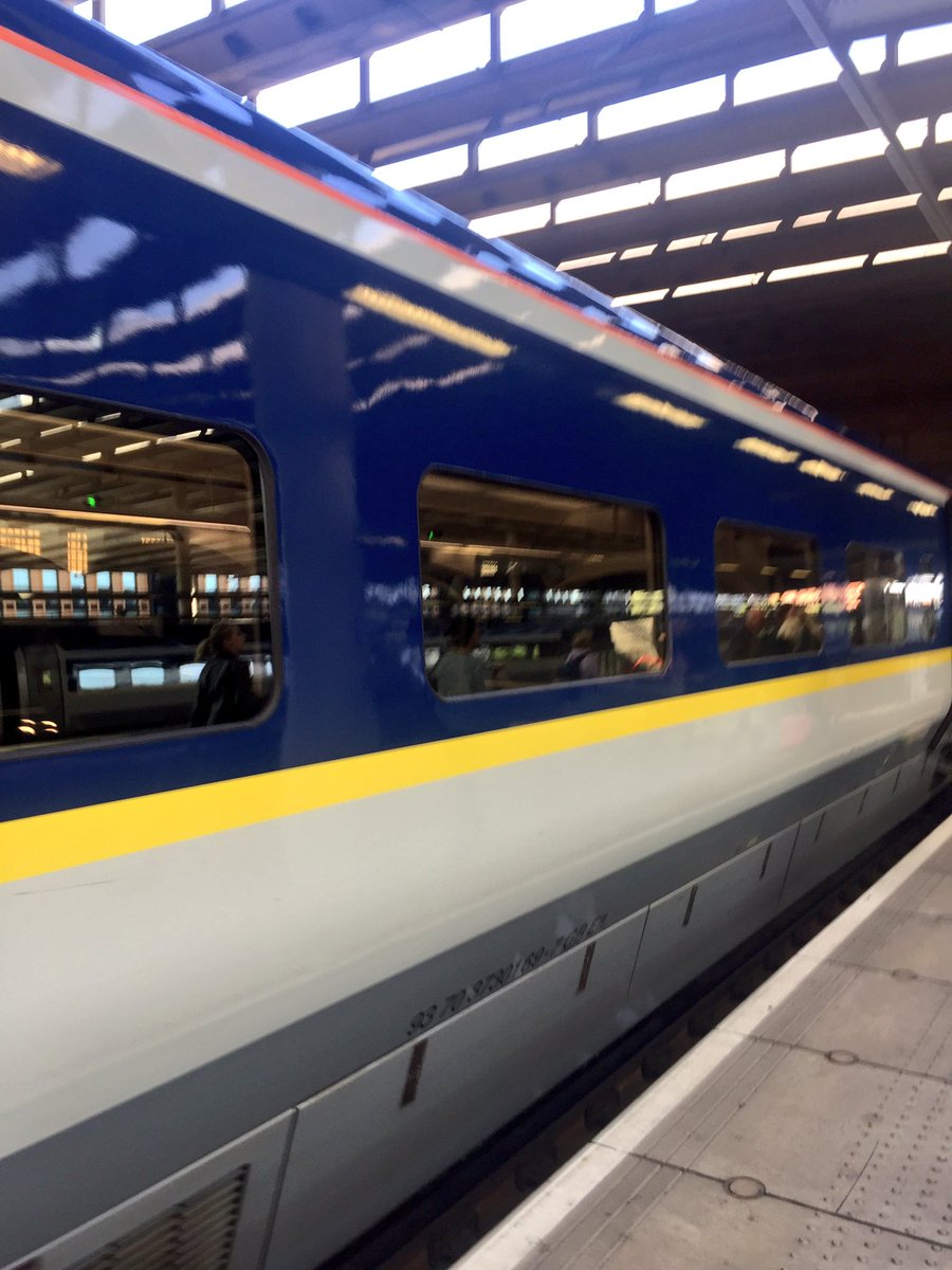 今日は私の姉さんが亡くなってから一年。御墓参りに行ってきます。