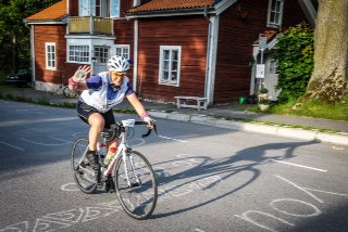 Kerstin Gerber berichtet von ihrem Erlebnis, der #Vätternrundan 2017. Viel Spaß beim Lesen <a href="/TriTeamLG/">Tri Team LG</a> <a href="/LigaTriTeamLG/">Liga Tri Team LG</a> bit.ly/2iIpxjQ