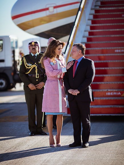 She is flawless and absolutely gorgeous .. Happy Birthday Queen Rania  