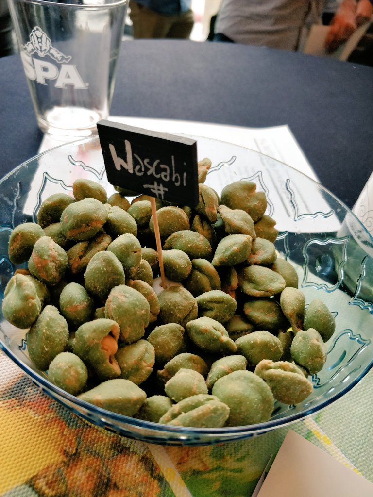 VrouwenVrij's tweet image. Wascabi 2017: kick off van het nieuwe werkjaar! Onze nieuwe directeur @LieselotteThys is aanwezig en is klaar om er in te vliegen! 💪