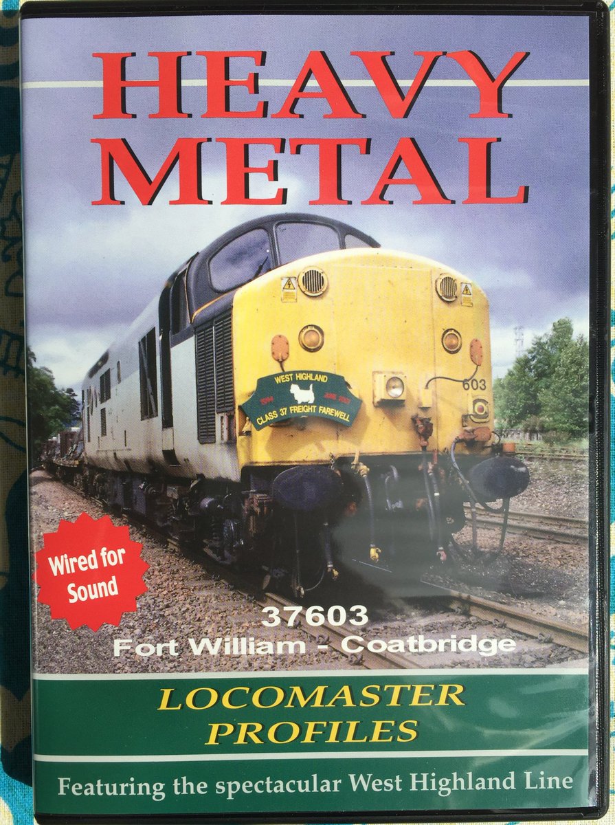 Scott_Transport's tweet photo. Yes, I love Growlers, and what of it? #Class37 #LocomasterProfiles https://t.co/f4gjBabyNw