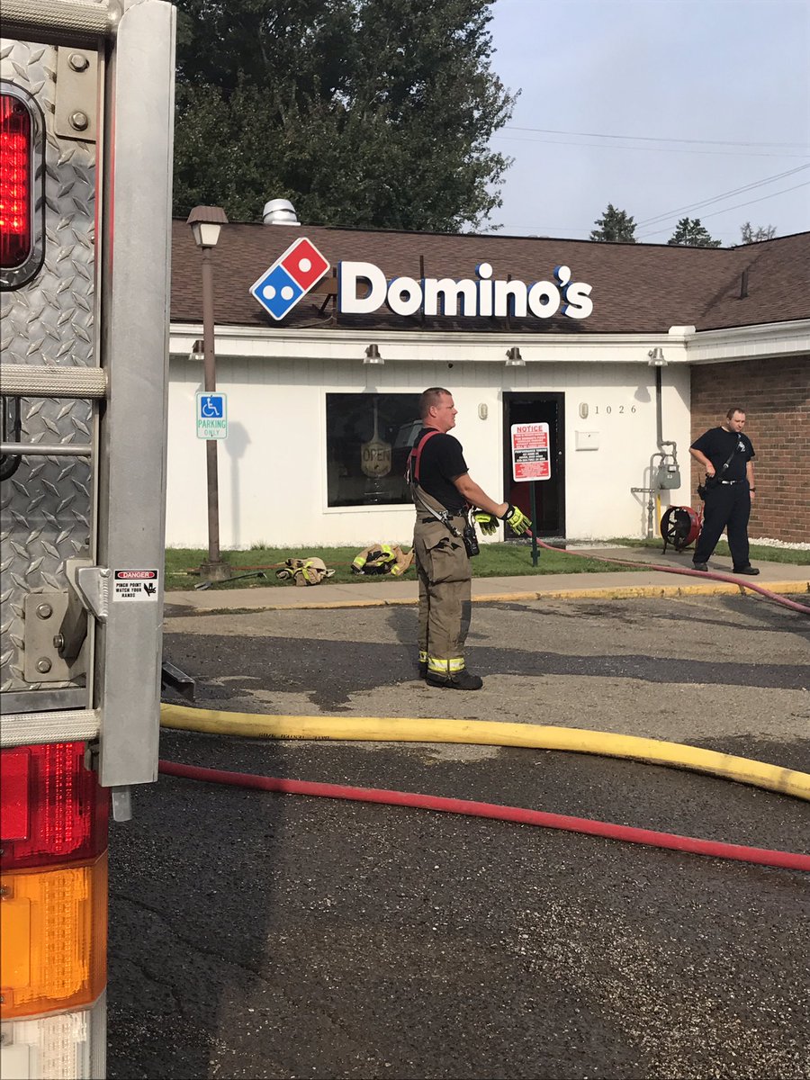 ufdlocal4265's tweet photo. Uhrichsville Firefighters on scene of working commercial structure fire #Oapffonthejob https://t.co/RSCqCHjcTJ