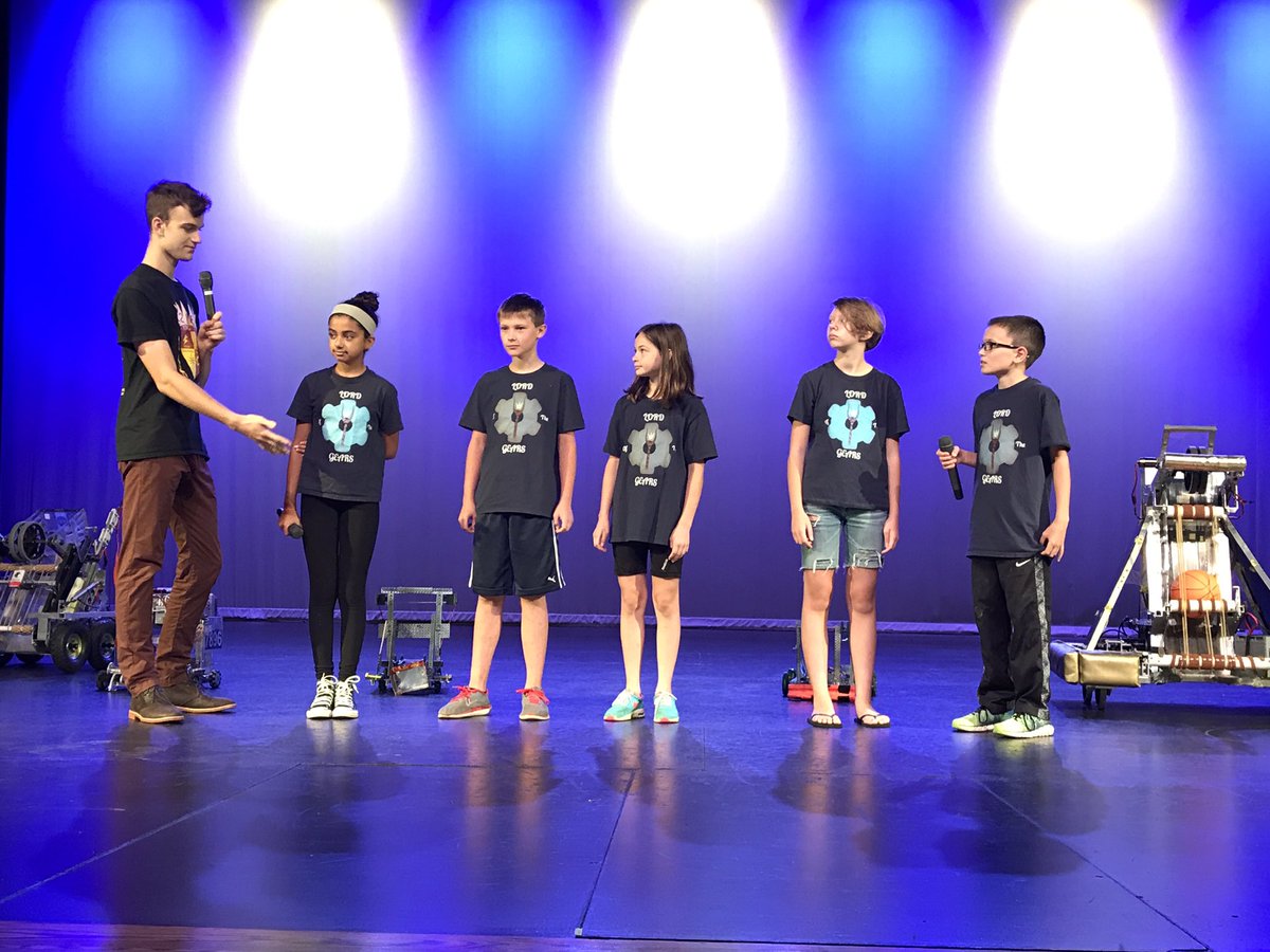 GrainwoodPLS's tweet photo. #PLSAS robotics kicking off the school year for @isd719 staff. #kingtec #firstrobotics https://t.co/iS3DRLLzHa