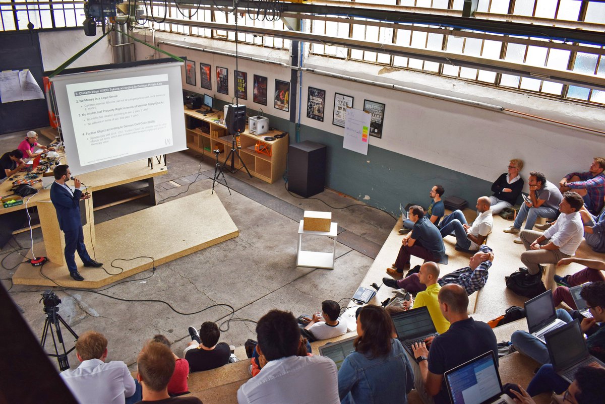 Finanzrecht's tweet image. Lutz Auffenberg auf dem #Ethereum Summer Camp der @FrankfurtSchool zur Regulierung von #ICO. Danke an @philippsandner für die Einladung!