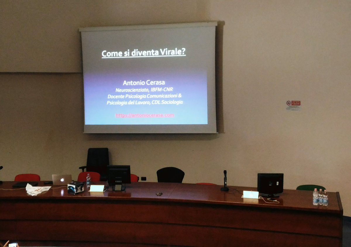 The Summer School goes on...
#rumorewebintrasferta #umgwebradio #magnagrecia #sms2017 #summermediaschool2017 #isnotafrubutasms