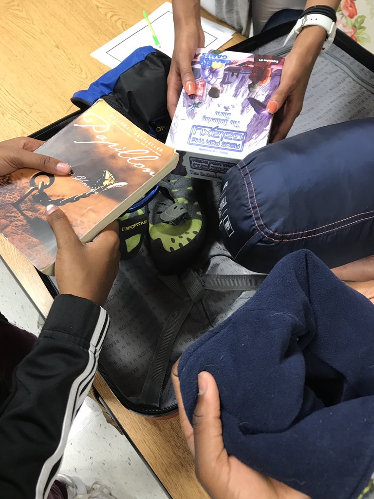 swagonslagley's tweet photo. Digging thru luggage to learn explicit vs. implicit inferencing #hbmsHawk @hbprincipal @jonathanadel @nikkoleflowers1 @HBMS_LitCoach https://t.co/UnScxHiAza