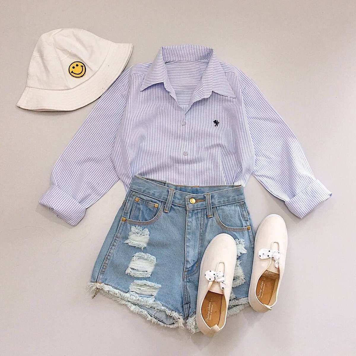 LITTLE__PEACE's tweet photo. ❥ พร้อมส่ง
ー ผ้าcotton
Size : อก36"  ยาว25"
Prize : 320฿
❥ สนใจ dm/mention https://t.co/I7UtIhQv7F