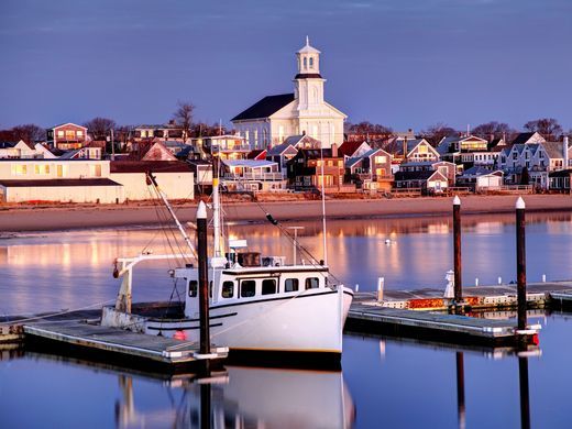 Woodbridge_Ins's tweet photo. 10 best Labor Day destinations for 2017: https://t.co/kPYlNgSDIj https://t.co/61SSsVpXiE