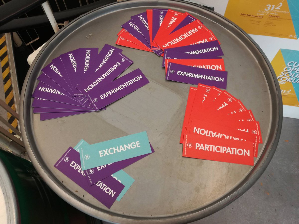 Common.Langage tweet media