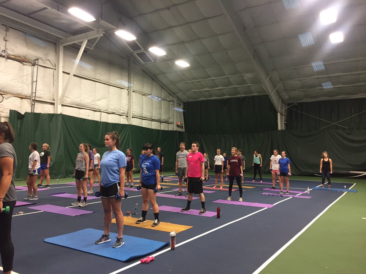 BellarmineSuRF's tweet photo. Great turn out for our Butts&Guts class last night! 32 students - how many are feeling sore this morning from their workout? #BeFitBU https://t.co/duH1ftl1l4