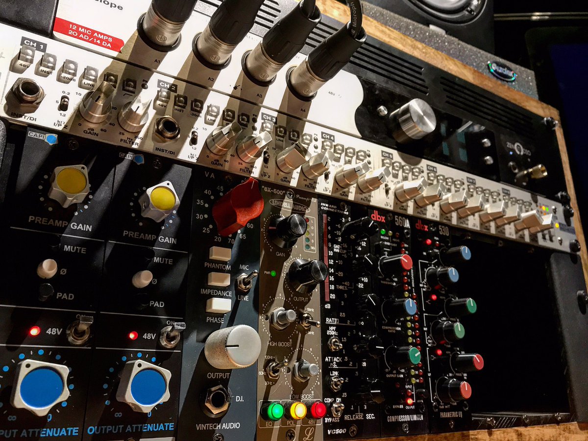 ProToad_Audio's tweet photo. New Toys. #audientasp008 #dbx560a #dbx530 #lindell #vintech #antelopeaudio #capi @LindellAudio @AntelopeAudio @dbxpro @AudientWorld https://t.co/AAaa2nYp22