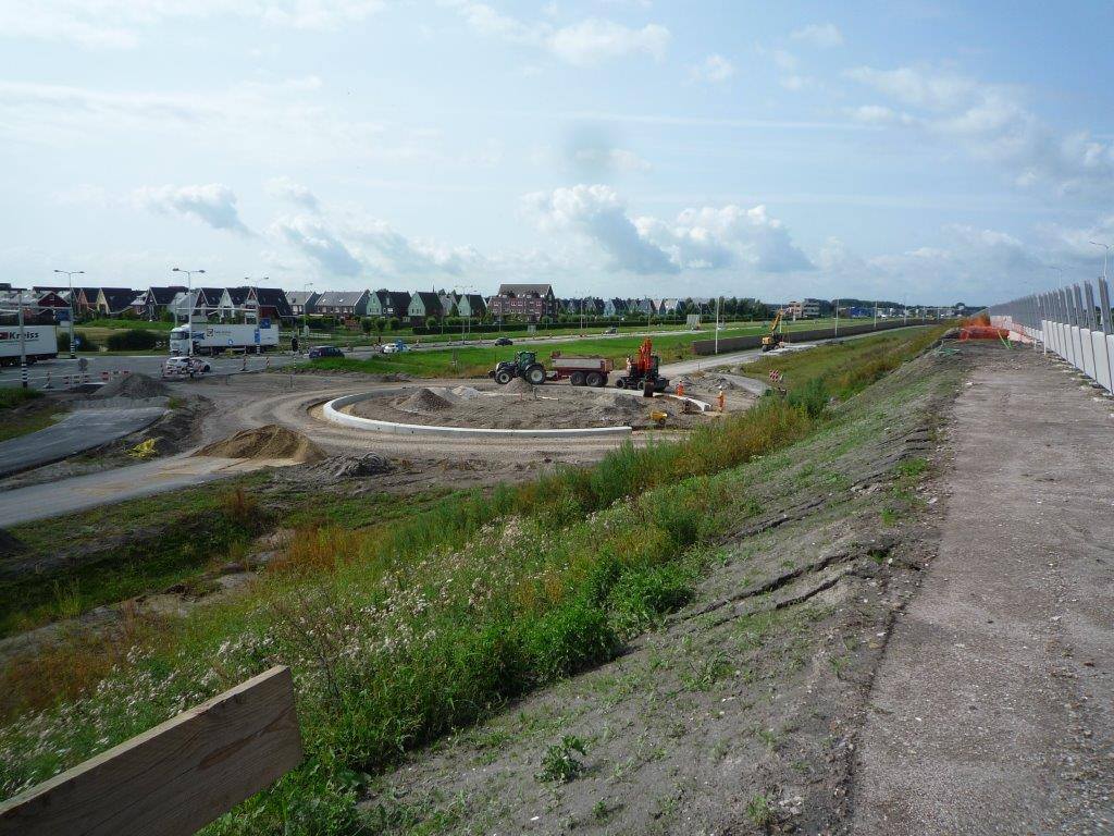 onswf_nieuws's tweet photo. #Verkeer Afslag @zevenhuisnl op @Westfrisiaweg nog 2 dagen langer gesloten door uitlopen werkzaamheden.

https://t.co/Xvz3YMVW8A https://t.co/u7vTapZiAW
