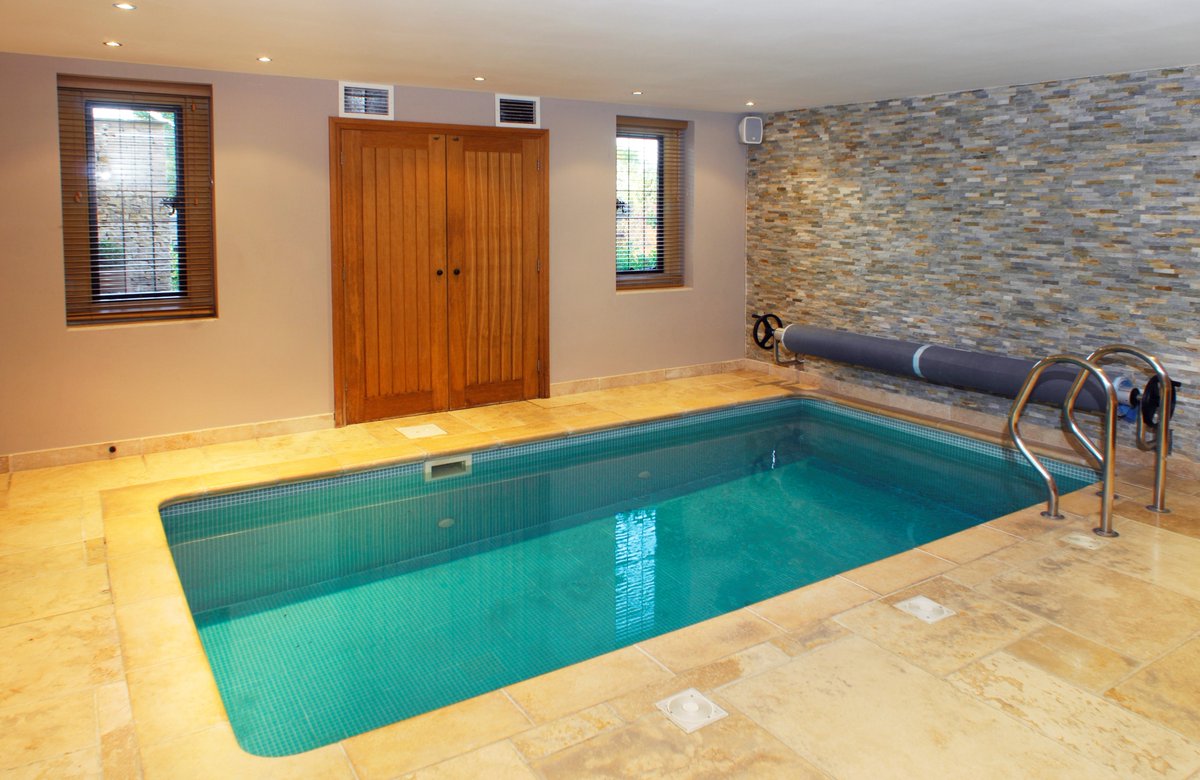 simonescapes's tweet image. What’s your perfect way to relax? A dip in the pool? A good movie? Or in the open countryside? Elkstones has it all bit.ly/2wq9DOo