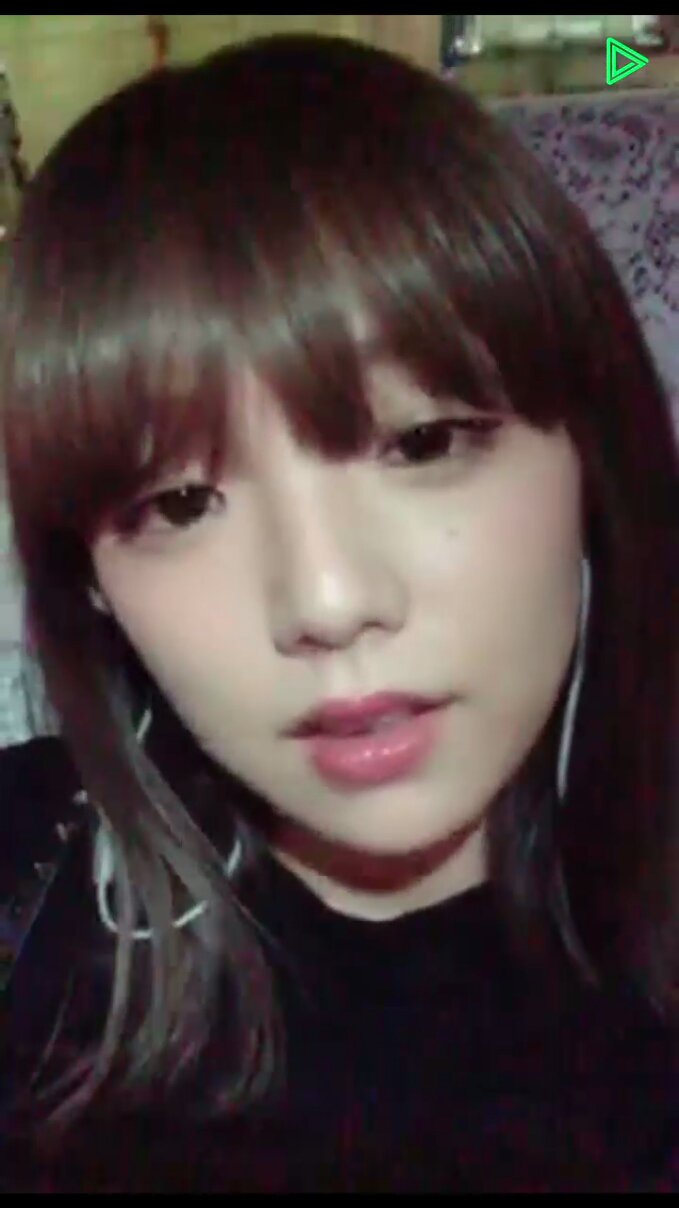 LINE LIVE エロ  / X