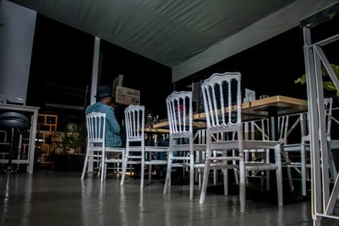 renokabachelor's tweet photo. Today...we @dopezicki handle the pre launch of a very beautiful Cocktail bar called the #SnowClub. Located at kisementi on crane plaza. https://t.co/fA8iCJRdZx