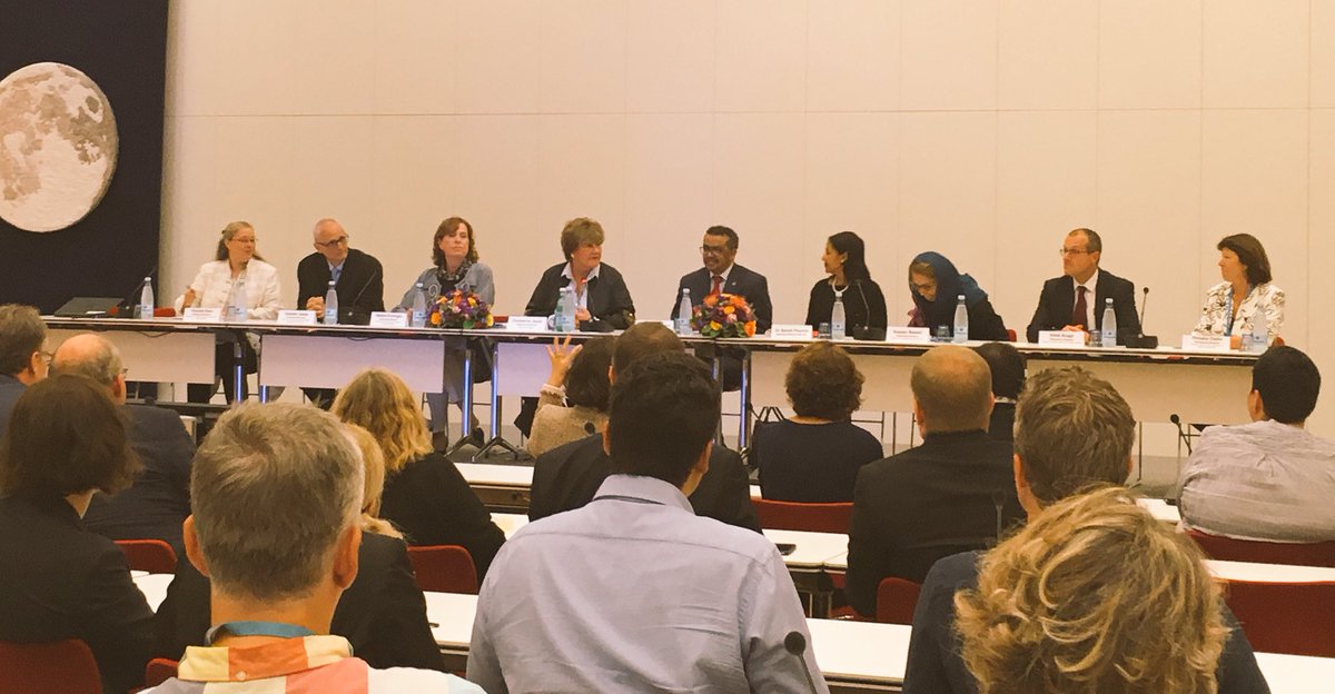 GHMentorships's tweet photo. Our #teammember @DannyAgnello_GH got to meet the #DG of @WHO @DrTedros today duirng the #staffmeeting @UNCityCPH #globalhealthcommunity https://t.co/pjLhIkQWfY