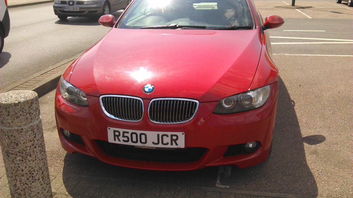 JRLeeds's tweet photo. Hey @dailyknobheads Some more great examples of knobhead parking https://t.co/0X24POrAga