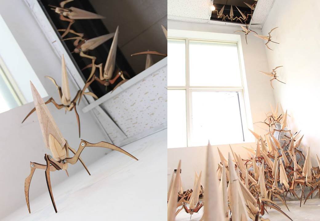 slyartspace's tweet photo. 在意識共生的個展前，先來介紹一下，藝術家過去的系列作品，同時大家��可以藉由過去的作品來更深入了解藝術家及本次的創作。陳泳丞 <入侵系列-入侵者> Chen 木料、螺絲，依場地而定  ,2013「入侵」。 https://t.co/mNO6S89GJ1