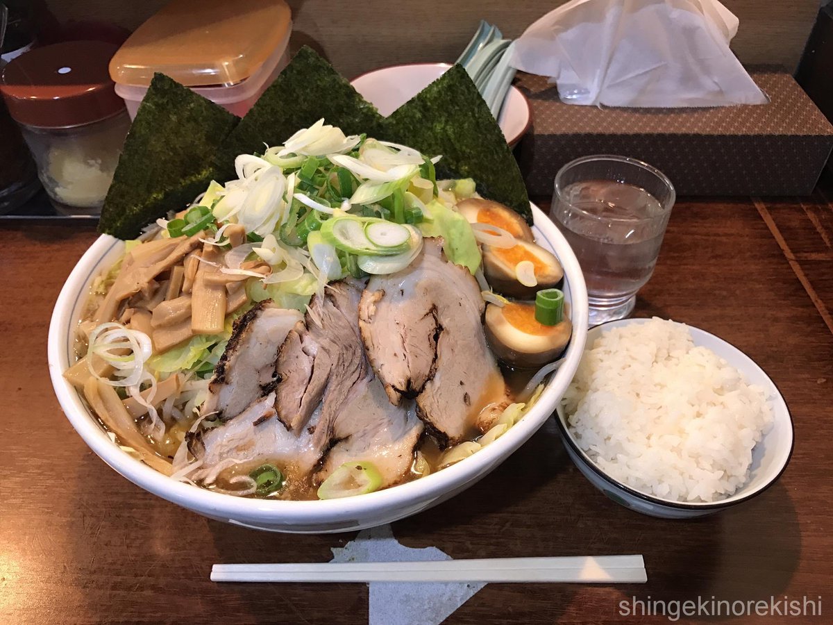 dekamorityuuiho's tweet photo. 東京都23区内にあるデカ盛り・メガ盛りのお店を"100店"まとめました。
ラーメン、カレー、丼、定食、蕎麦、うどん、パスタなど、全て実際に完食しています。
食べ歩きや友達へのオススメ、新メニューの考案などに、是非ご活用ください。
https://t.co/5GQ8VDTmSr https://t.co/zHKQTPg39F