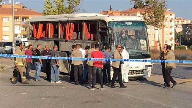 Iran's tweet image. #BombExplosion wounds eight in #Turkey’s #Izmir

theiranproject.com/blog/2017/08/3…