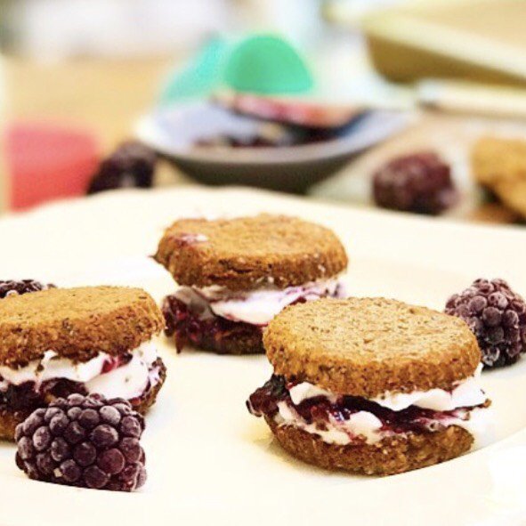 @thetigernutcompany made these healthy and yummy "biscuitty scones" using our Dear Me mix and their tiger nut flour #energiseforlife