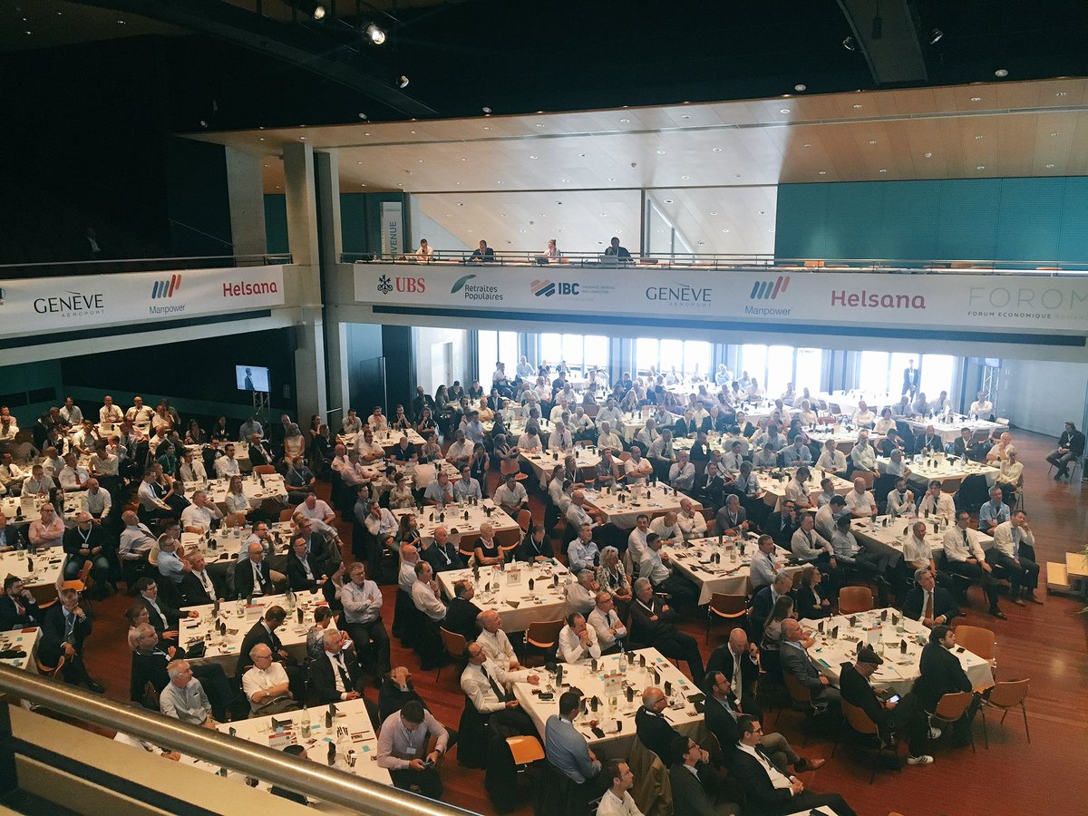 melina_neuhaus's tweet photo. Aujourd'hui, @FOROM_CH parle finance et PME! Évènement complet à La Marive. #FOROM2017 https://t.co/pQGlUyxa7J